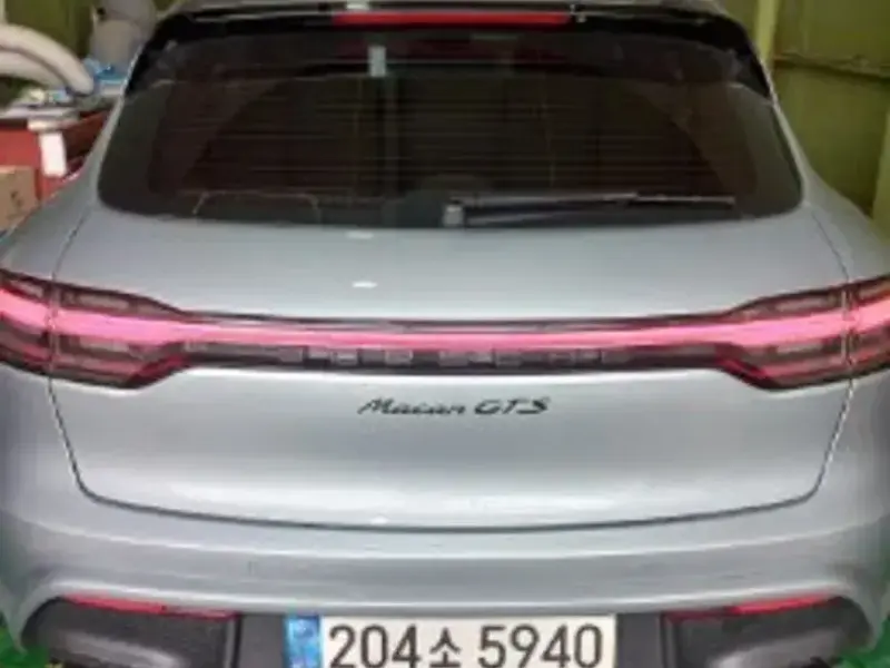 2022 Porsche Macan с пробегом 15 778 км