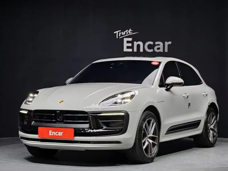 2023 Porsche Macan с пробегом 20 920 км