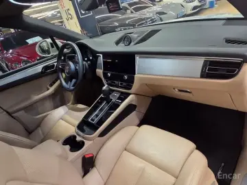 2022 Porsche Macan с пробегом 27 000 км