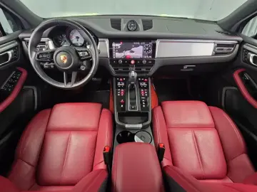 2023 Porsche Macan с пробегом 20 920 км