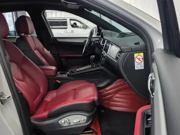 2023 Porsche Macan с пробегом 20 920 км