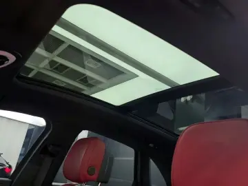 2023 Porsche Macan с пробегом 20 920 км