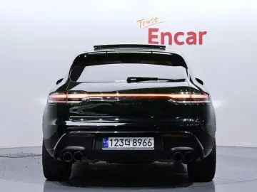 2022 Porsche Macan с пробегом 54 587 км