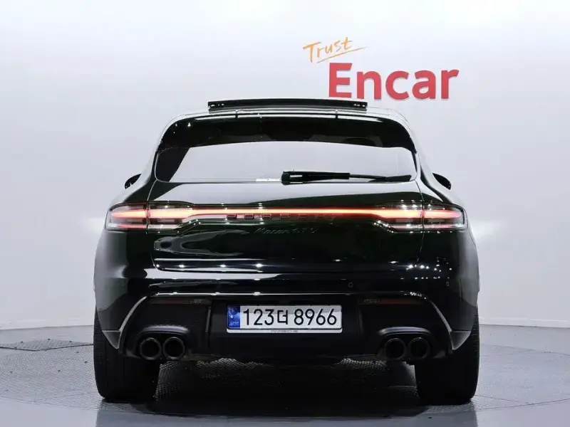 2022 Porsche Macan с пробегом 54 587 км