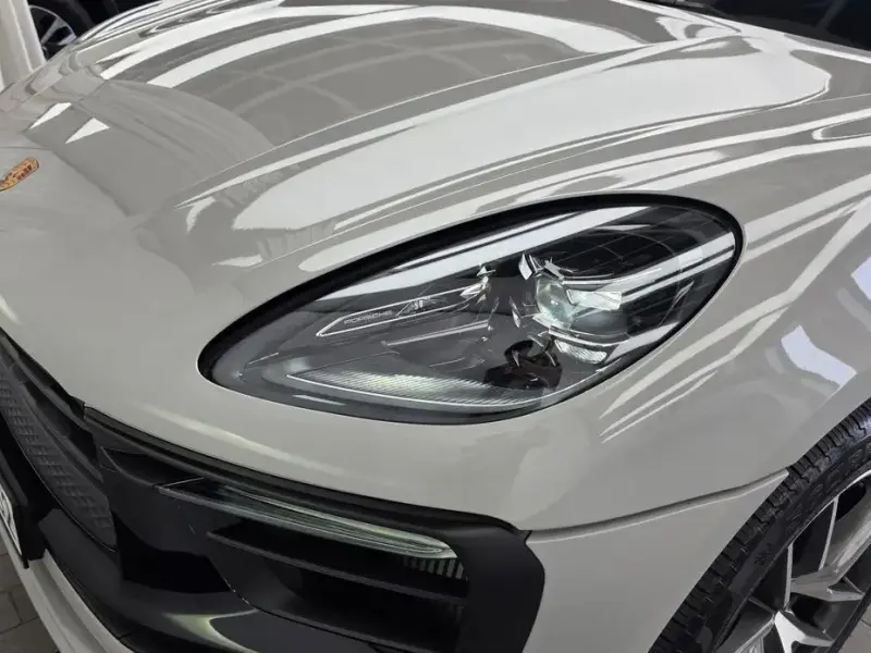 2023 Porsche Macan с пробегом 20 920 км