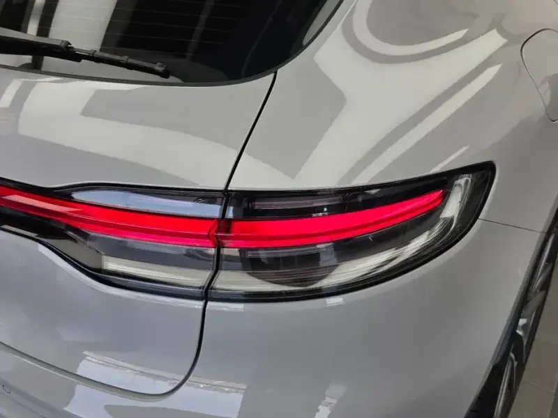 2023 Porsche Macan с пробегом 20 920 км