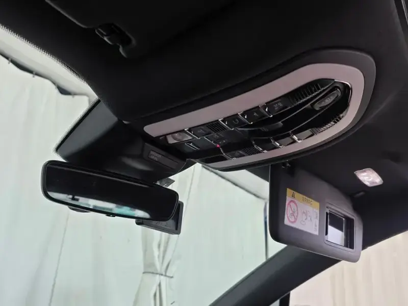 2023 Porsche Macan с пробегом 20 920 км