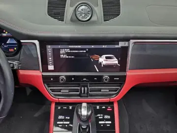 2022 Porsche Macan с пробегом 54 587 км