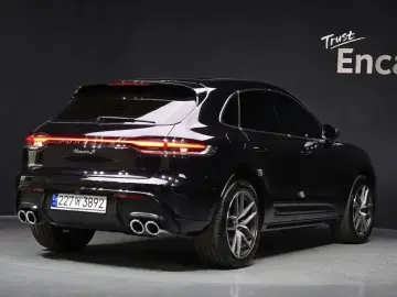 2023 Porsche Macan с пробегом 11 599 км