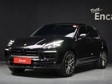 2023 Porsche Macan с пробегом 11 599 км