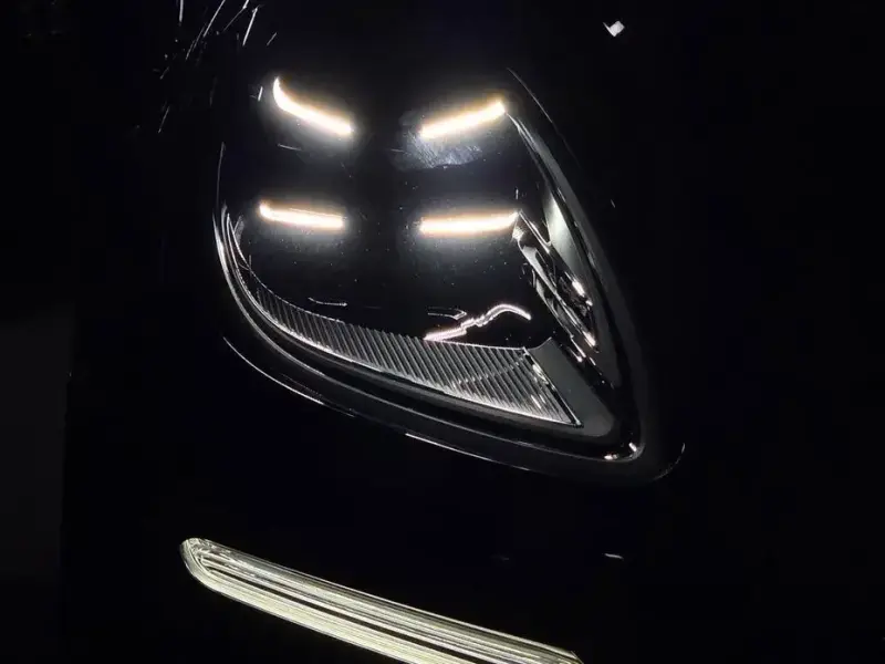 2023 Porsche Macan с пробегом 34 413 км