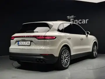 2023 Porsche Cayenne с пробегом 13 858 км