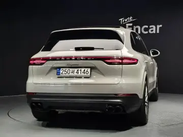 2023 Porsche Cayenne с пробегом 13 858 км