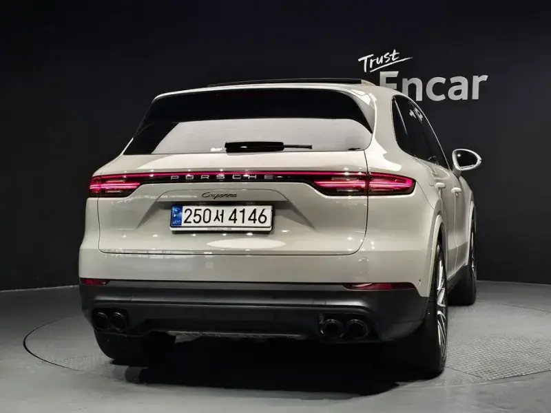 2023 Porsche Cayenne с пробегом 13 858 км