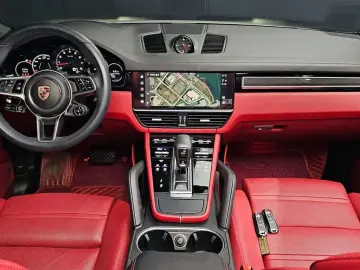 2023 Porsche Cayenne с пробегом 13 858 км