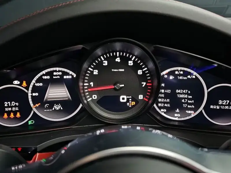 2023 Porsche Cayenne с пробегом 13 858 км