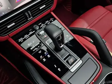 2023 Porsche Cayenne с пробегом 13 858 км