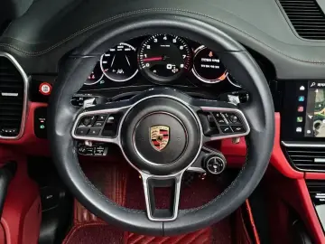 2023 Porsche Cayenne с пробегом 13 858 км