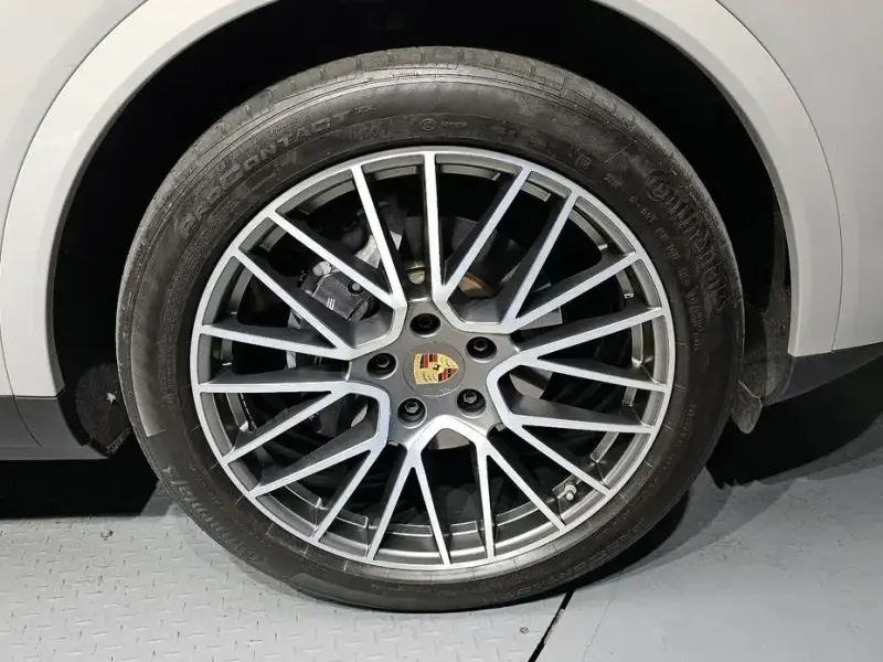 2023 Porsche Cayenne с пробегом 13 858 км