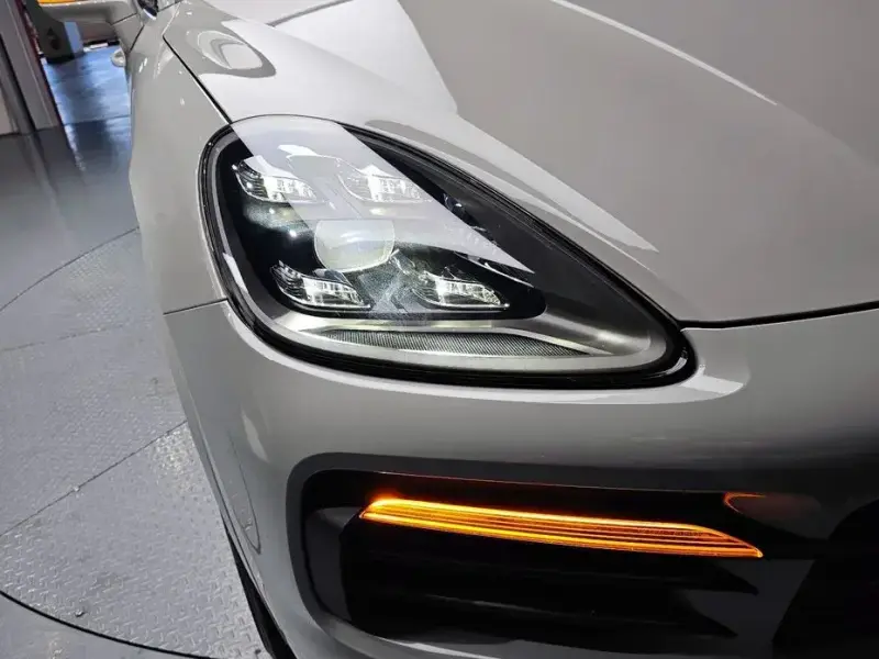 2023 Porsche Cayenne с пробегом 13 858 км