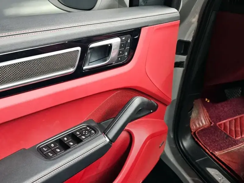 2023 Porsche Cayenne с пробегом 13 858 км