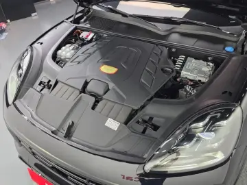 2022 Porsche Cayenne с пробегом 24 120 км