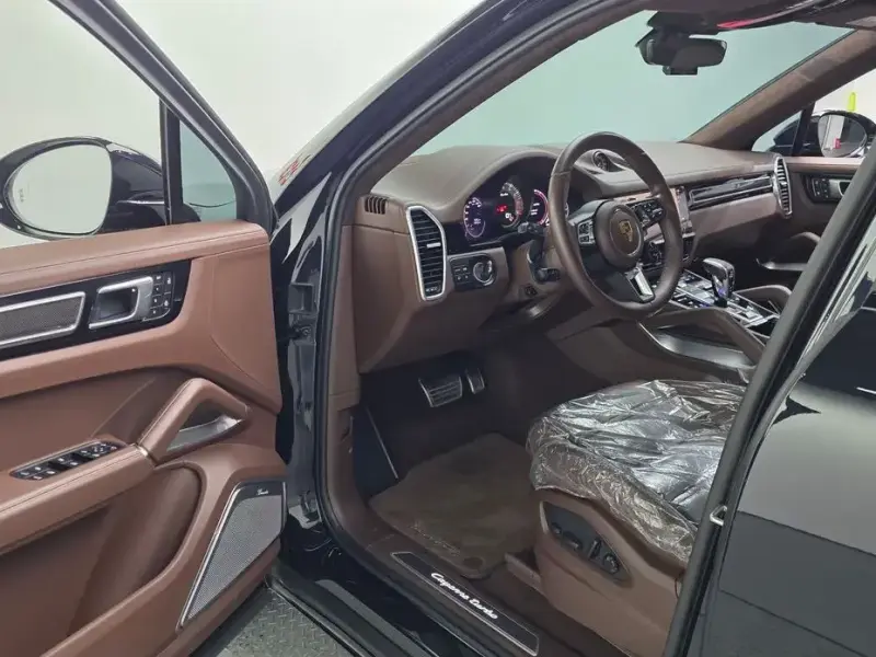 2022 Porsche Cayenne с пробегом 24 120 км
