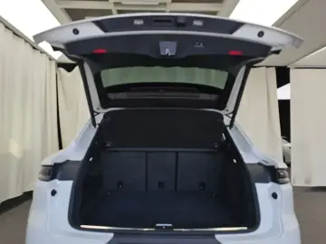 2023 Porsche Cayenne с пробегом 50 178 км