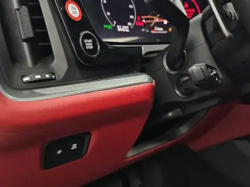 2023 Porsche Cayenne с пробегом 50 178 км
