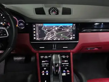2022 Porsche Cayenne с пробегом 32 603 км