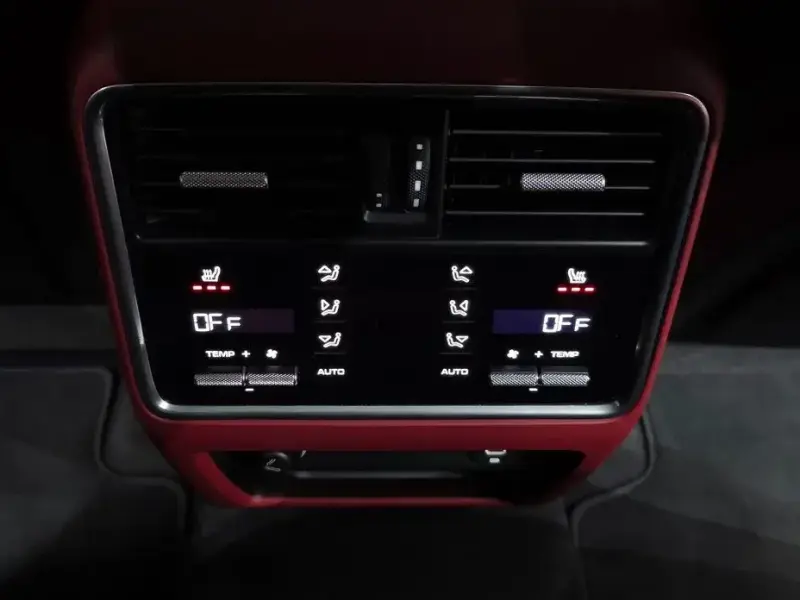 2022 Porsche Cayenne с пробегом 32 603 км