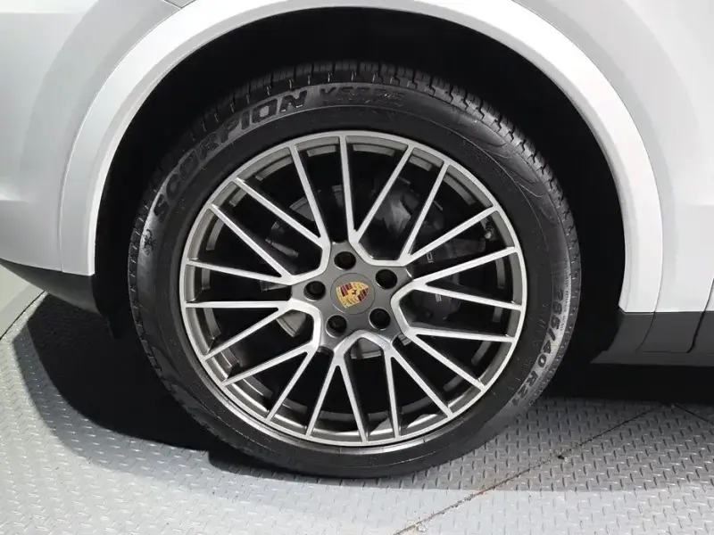 2022 Porsche Cayenne с пробегом 46 114 км
