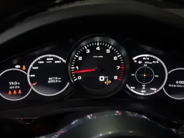 2022 Porsche Cayenne с пробегом 46 114 км