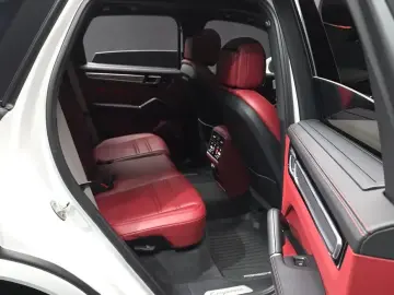 2022 Porsche Cayenne с пробегом 46 114 км