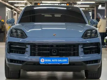 2023 Porsche Cayenne с пробегом 27 000 км