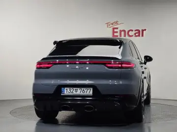 2022 Porsche Cayenne с пробегом 24 483 км
