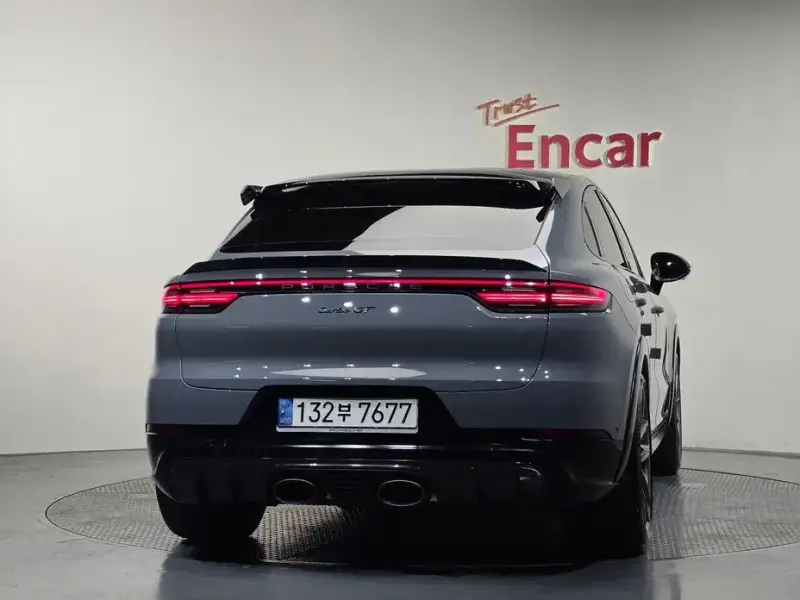 2022 Porsche Cayenne с пробегом 24 483 км
