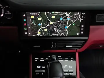 2022 Porsche Cayenne с пробегом 24 483 км
