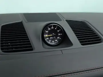 2022 Porsche Cayenne с пробегом 24 483 км
