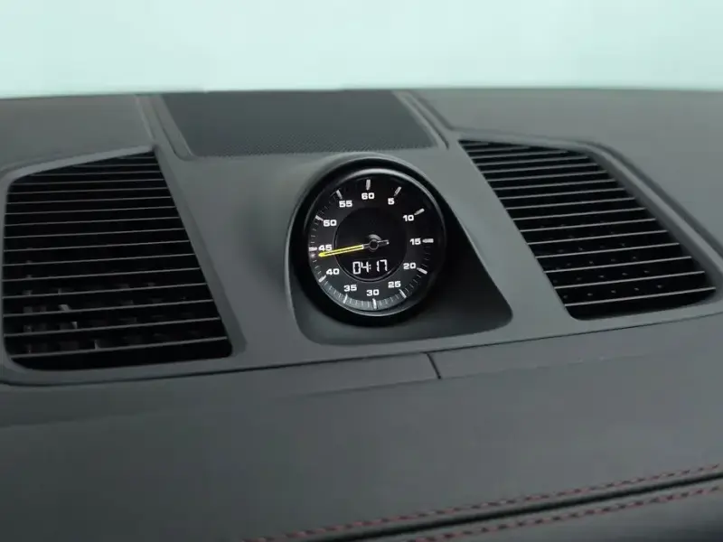 2022 Porsche Cayenne с пробегом 24 483 км
