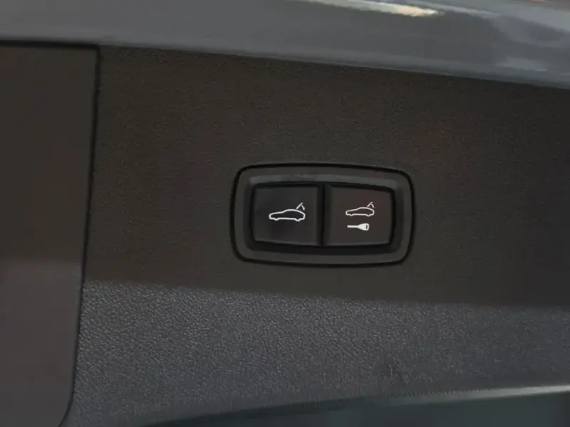 2022 Porsche Cayenne с пробегом 24 483 км