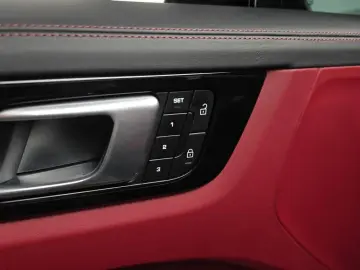 2022 Porsche Cayenne с пробегом 24 483 км