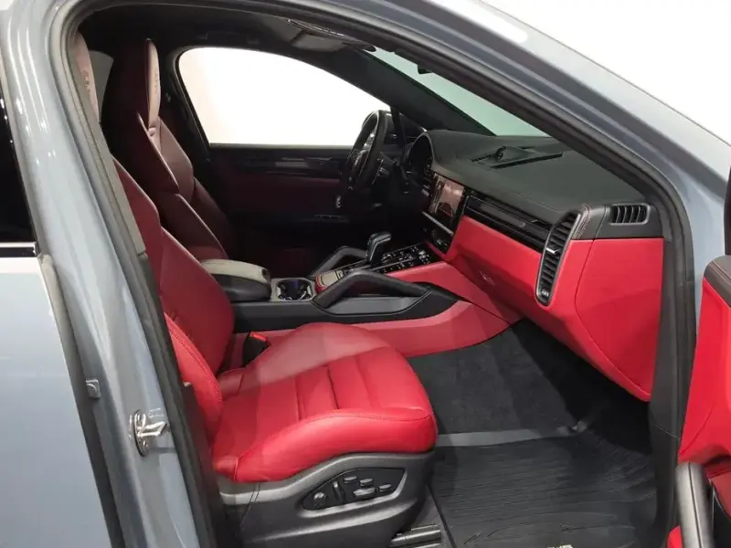 2022 Porsche Cayenne с пробегом 24 483 км