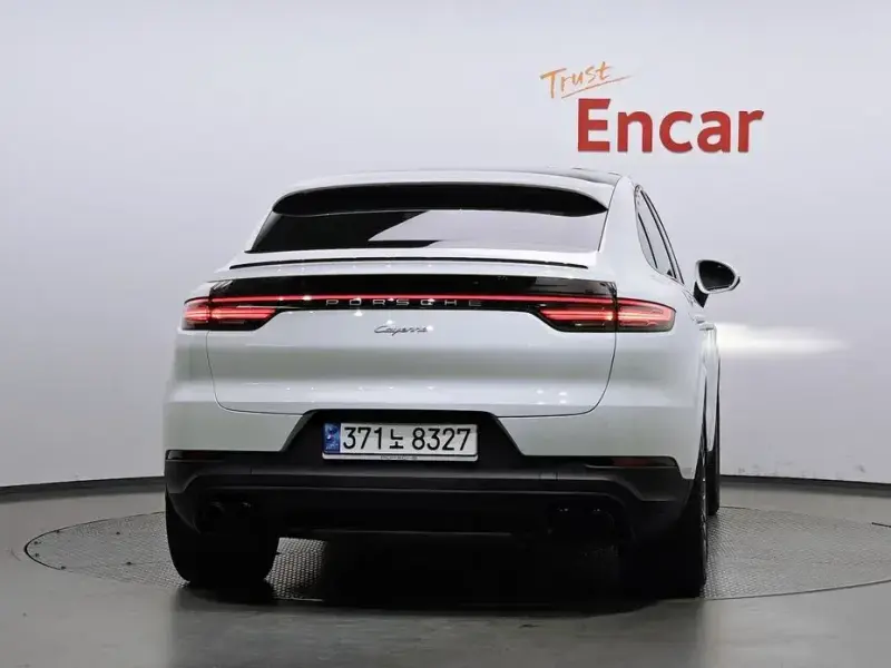 2023 Porsche Cayenne с пробегом 25 038 км