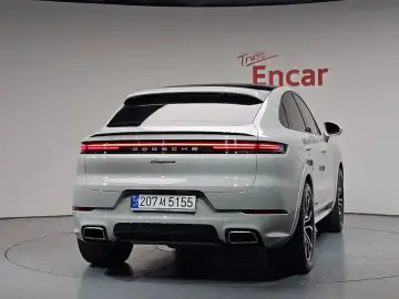 2023 Porsche Cayenne с пробегом 22 635 км