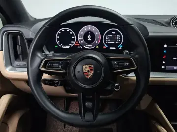 2023 Porsche Cayenne с пробегом 22 635 км