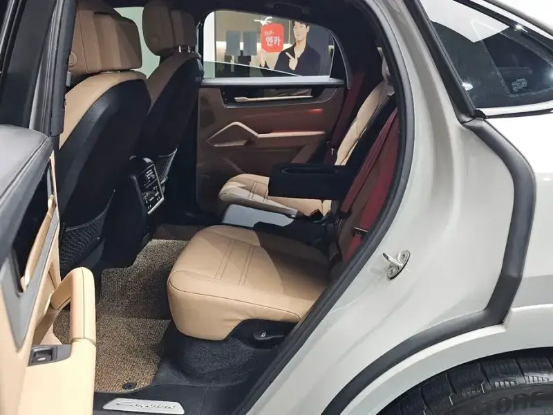 2023 Porsche Cayenne с пробегом 22 635 км