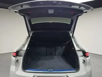 2023 Porsche Cayenne с пробегом 22 635 км