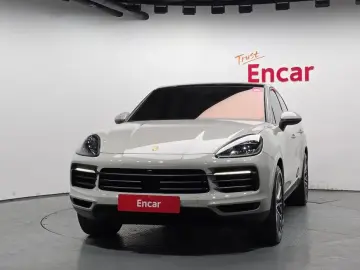 2023 Porsche Cayenne с пробегом 40 915 км