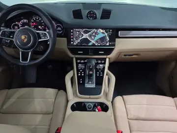 2023 Porsche Cayenne с пробегом 40 915 км
